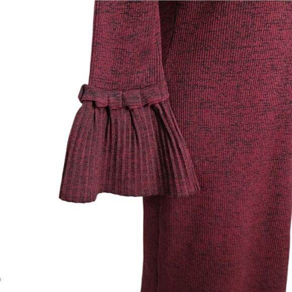 Nina Leonard Scoopneck Pleated Sleeve Shift Dress - Picture 9 of 15